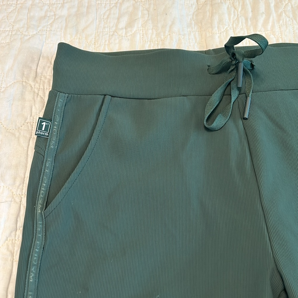 1st Phorm jogger - Picture 2 of 4